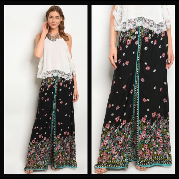 REDUCED 💰Black Floral Front Split Skirt - Picture 6 of 7